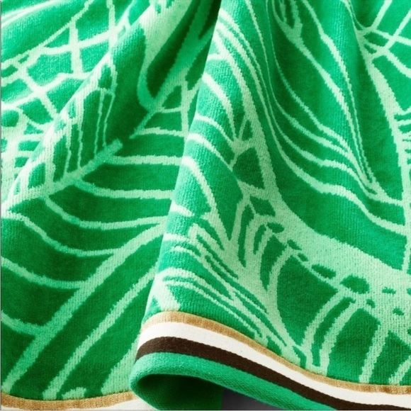 NWT Tabitha Brown x Target Green Linear Floral Beach Towel - Picture 3 of 7